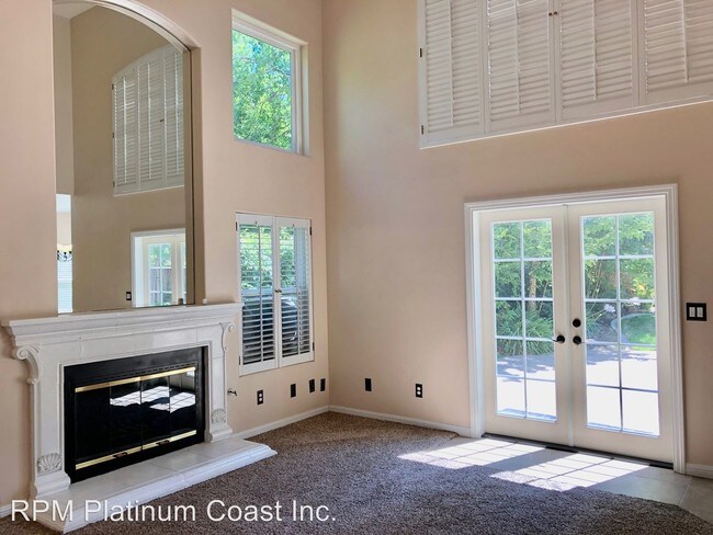 Building Photo - 4 br, 2.5 bath House - 9292 N. Bayford St.