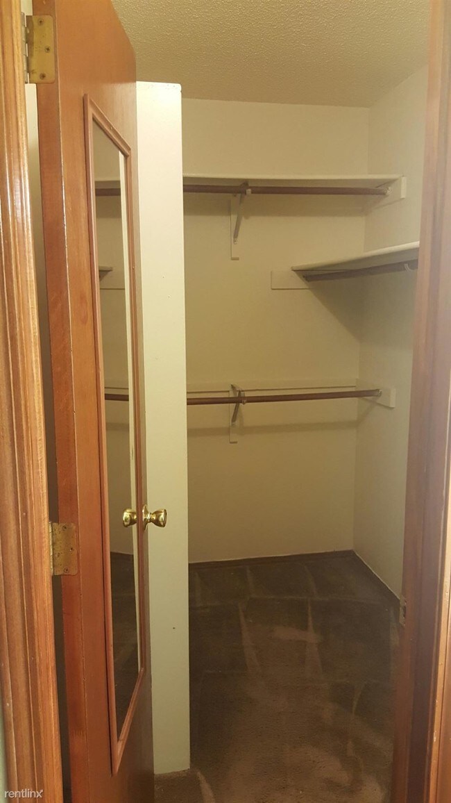 Building Photo - 4 br, 2.5 bath House - 11325 Damasco Dr
