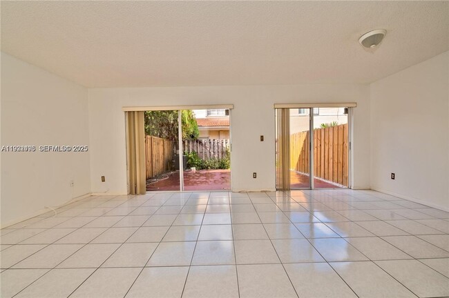 Foto del edificio - 13929 SW 102nd Terrace