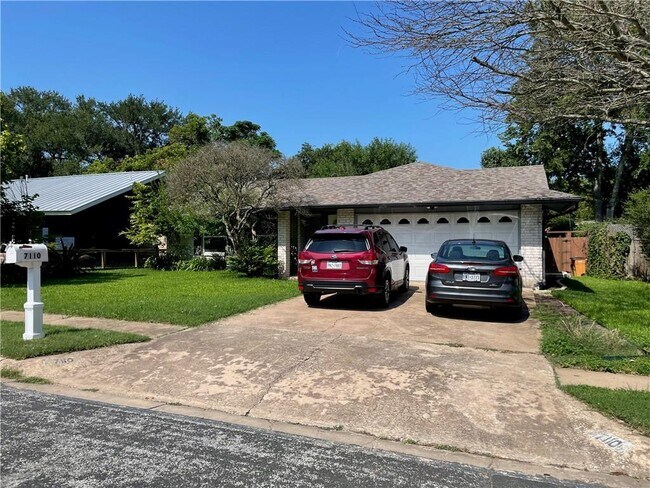 Building Photo - 7110 Whispering Winds Dr