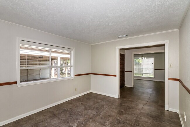 Foto del edificio - 7406 San Simeon Dr