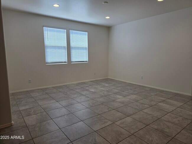 Foto del edificio - 1127 West Sand Canyon Court