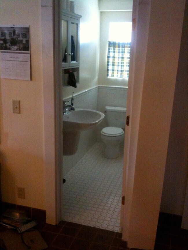 Foto del edificio - 363 Etna Rd