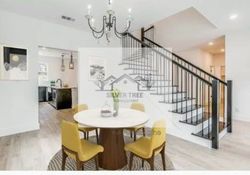 Foto del edificio - 9073 Quarry Hill Ct