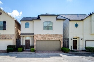 Building Photo - 9147 Lago Crest Dr