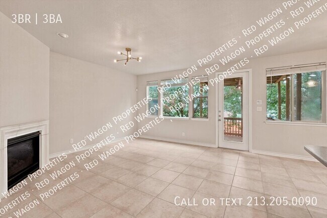 Foto del edificio - 4110 Woodbridge Way