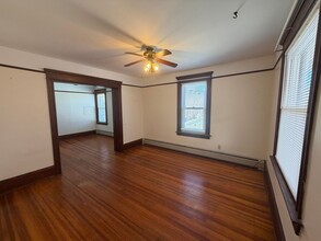 Building Photo - 14 Richmond Ln