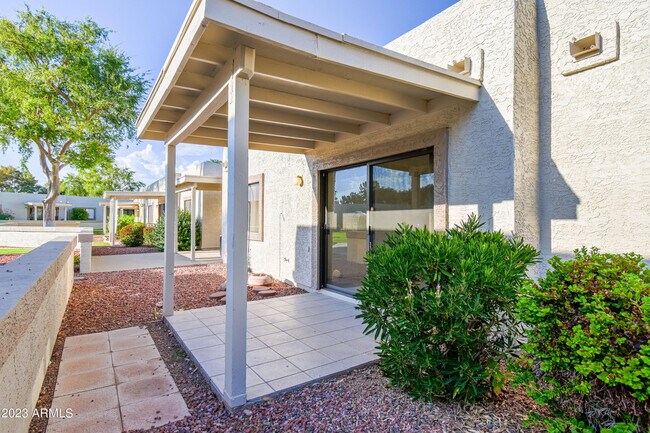 Foto del edificio - 18624 N 93rd Ave