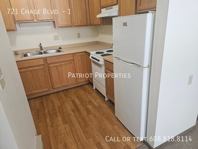Foto del edificio - 1 bedroom/ 1 bath apartment in Sun Prairie...