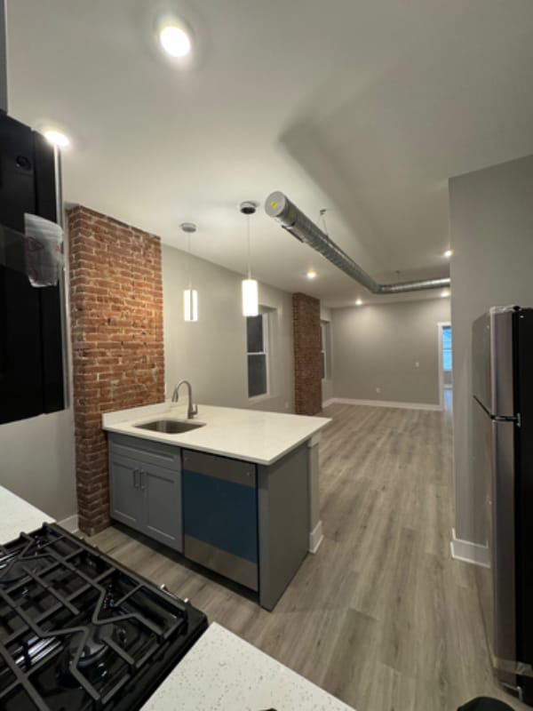 Building Photo - 436 North Ave