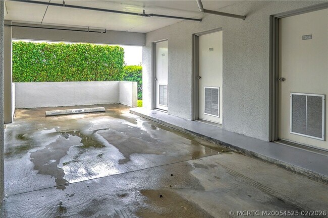 Foto del edificio - 184 NE Edgewater Dr