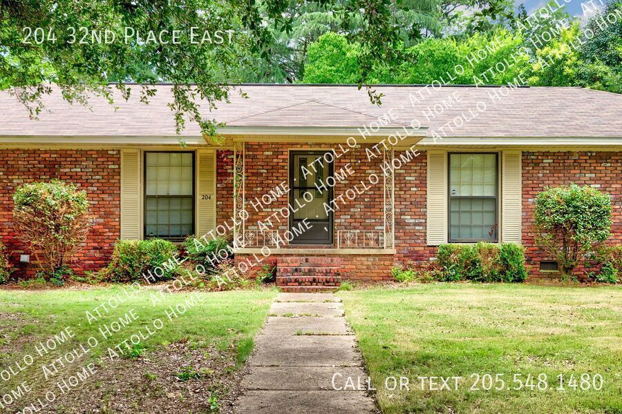 Foto principal - 204 32nd E Pl