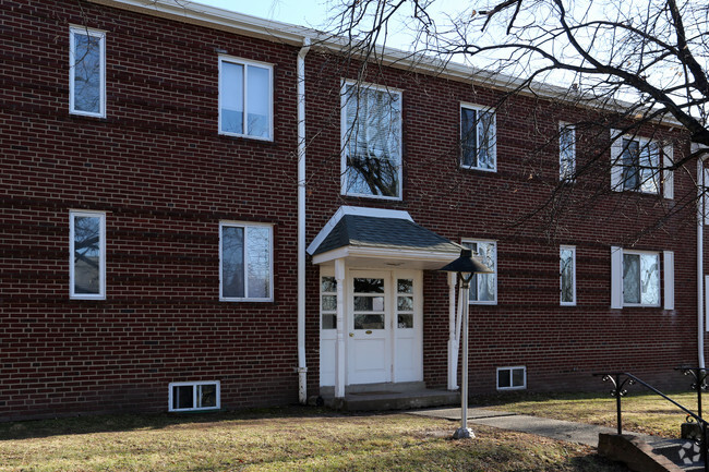 Building Photo - Linden Apartments