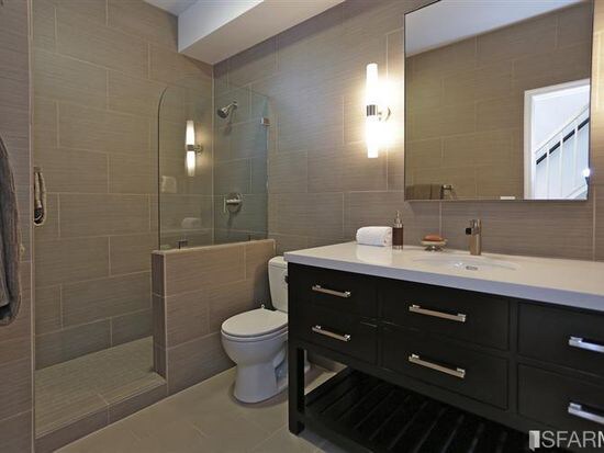 Building Photo - 5 Scott Aly