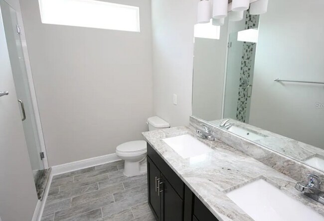 Foto del edificio - 4029 Forecast Dr