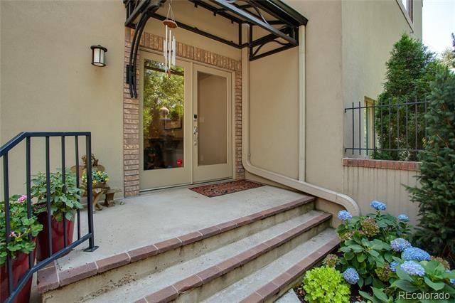 Foto del edificio - 490 Columbine St