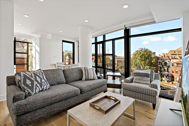 Foto del edificio - 620 T St NW