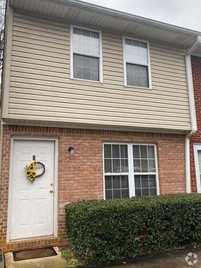 Loft Apartments For Rent in Danielsville GA 2 Rentals