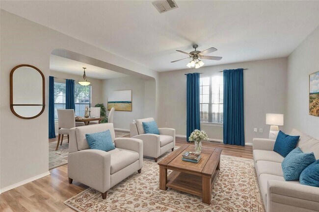 Foto del edificio - 6305 Roseborough Dr