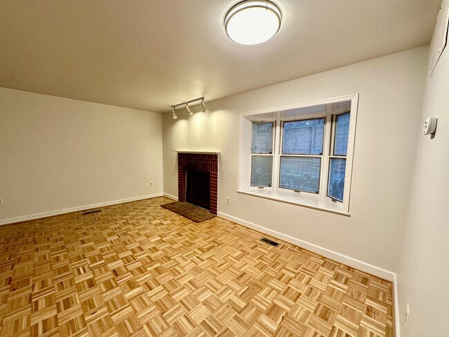 Foto del edificio - 921 Second St