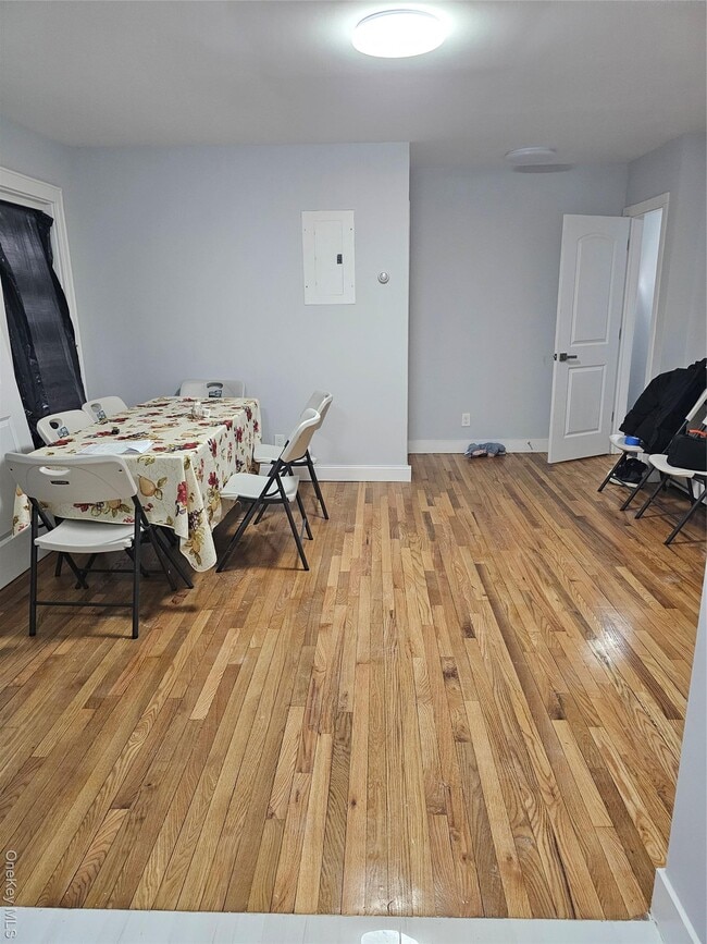 Foto del edificio - 78-32 87th Ave