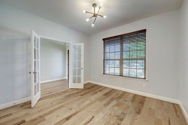Foto del edificio - 11130 E Lake Gables Dr