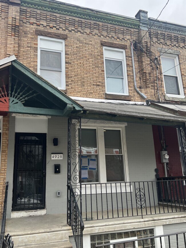 Foto del edificio - 4928 Westminster Ave