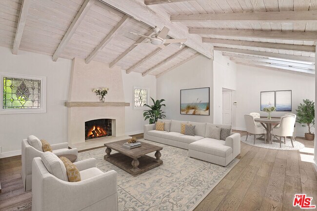 Foto del edificio - 3933 Mandeville Canyon Rd