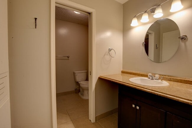 Building Photo - FIRST FULL MONTH FREE! Two Bedroom Condo n...