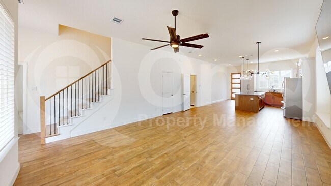 Foto del edificio - 9848 Chaparral Pass