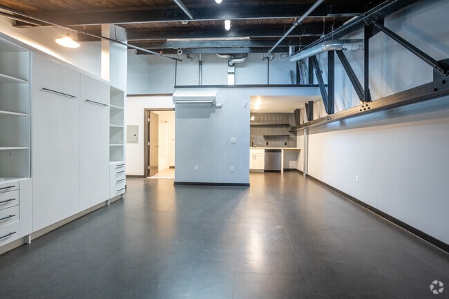 Studio-653SF - @Hudson Park