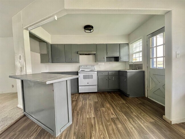 Foto del edificio - 1754 W 6th St