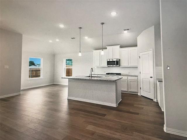 Foto del edificio - 2208 Ridgecrest Ln