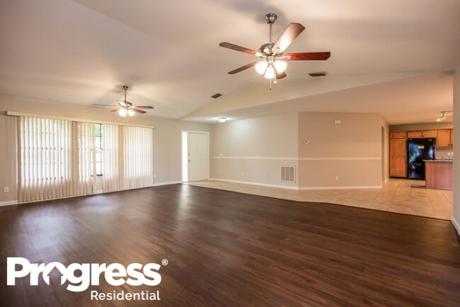 Foto del edificio - 1320 SE 2nd St