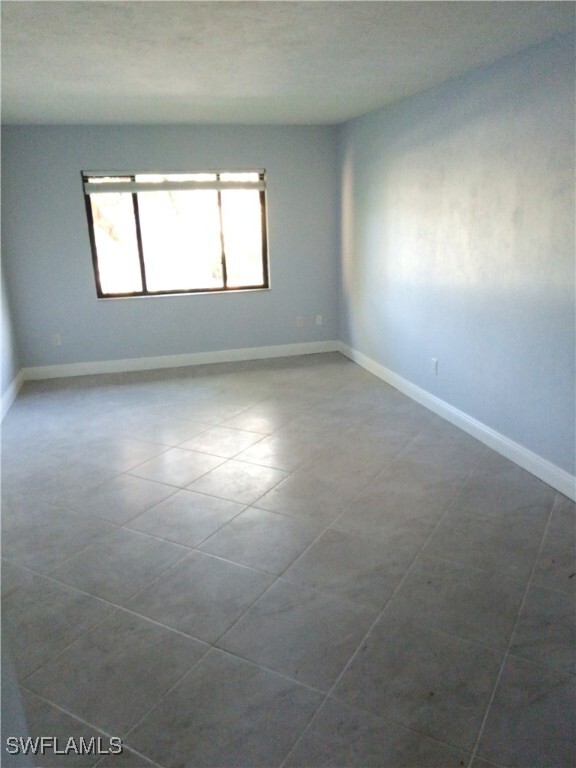 Foto principal - 1460 Green Valley Cir