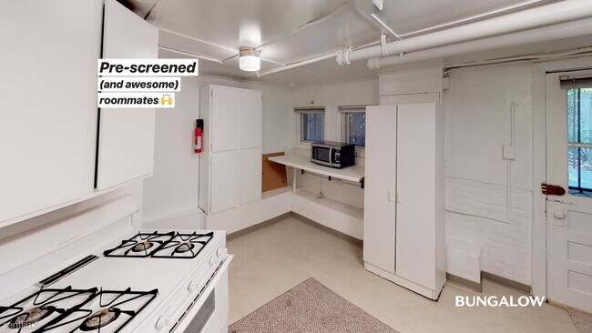 Foto del edificio - 30 Adams St NW