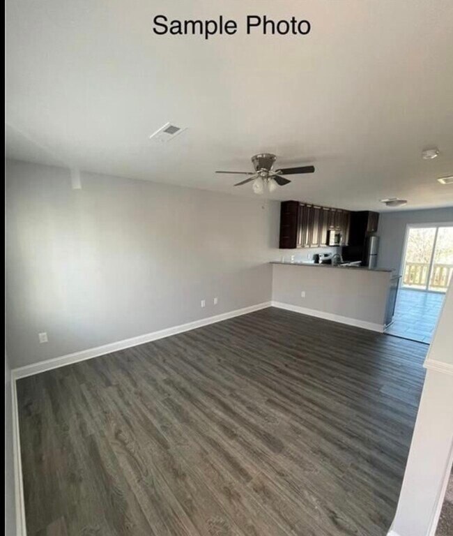 Foto del edificio - Franklin Avenue, Duplex