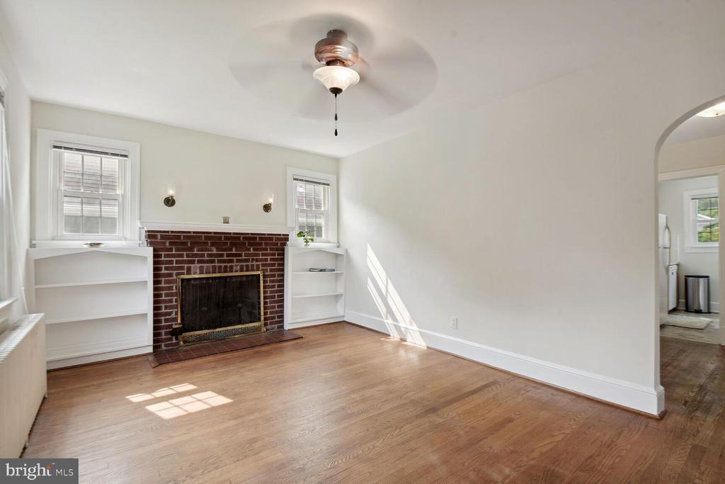 Primary Photo - 4626 5th St S
