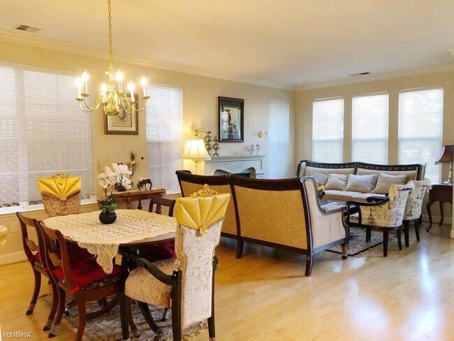 Foto del edificio - 1791 Woodhaven Pl