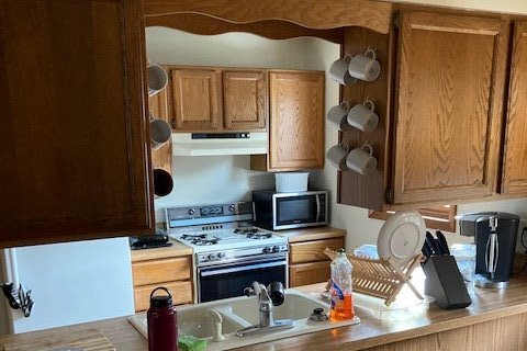 Kitchen - 210 W Main St