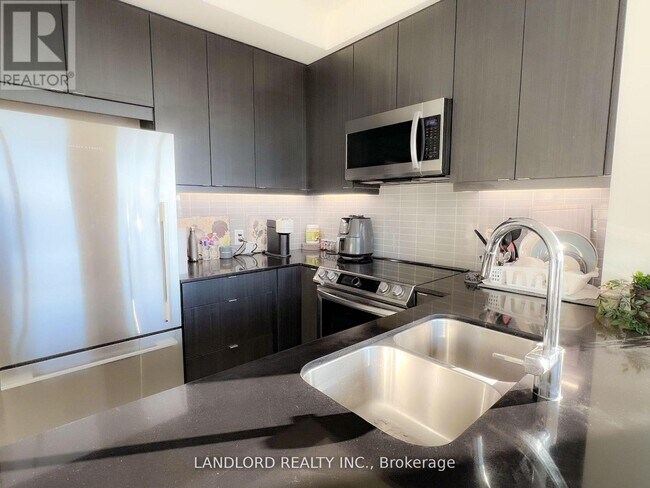 Photo du bâtiment - 50 Thomas Riley Rd