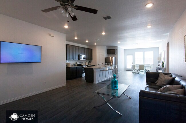 Photo - 206 Hitching Post Rd House