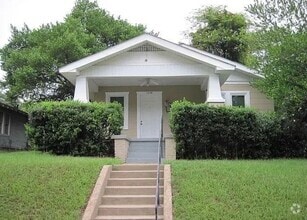 Building Photo - 1008 W Elm St