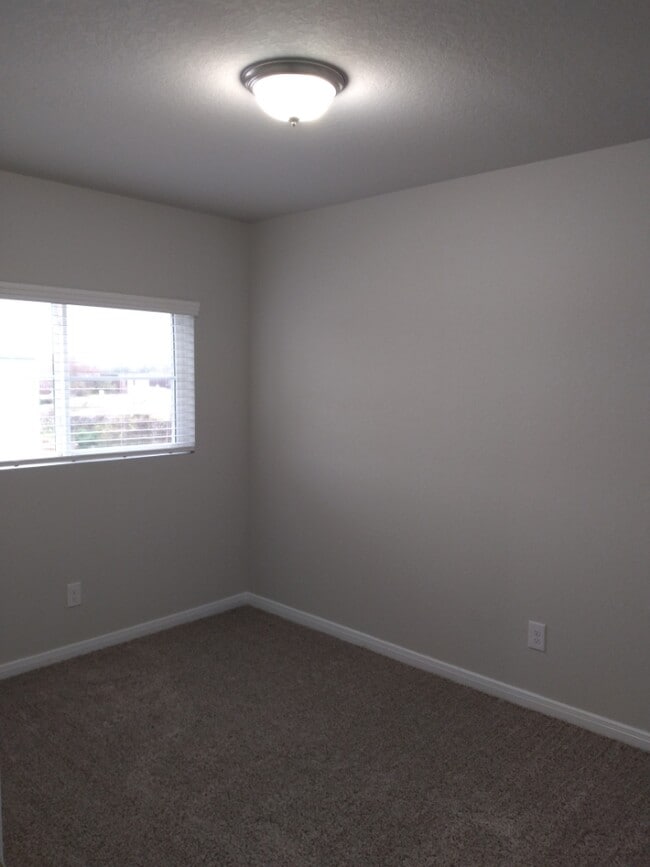 Bedroom - 14111 Veneto Dr