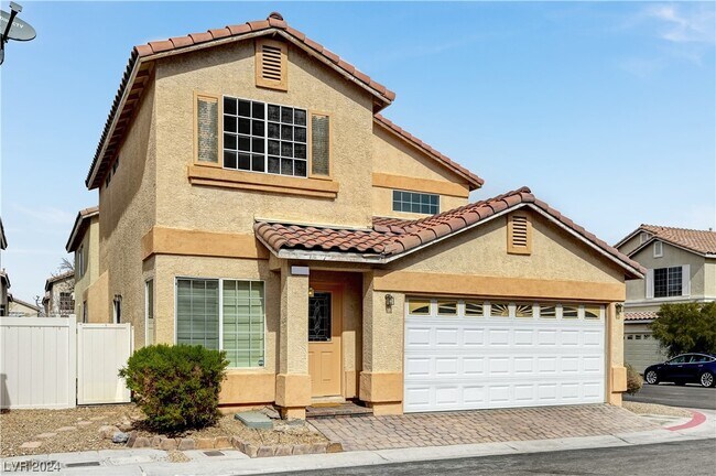 Building Photo - 7252 Vinca Rd