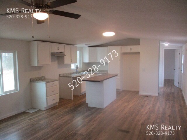 Foto del edificio - 2 Bedroom 2 Bath-8280 S Sandario Rd-OWNER/...