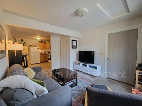 Building Photo - 128 Hoffman Dr