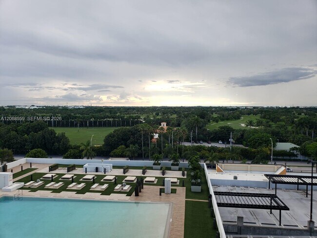 Foto del edificio - 5252 NW 85th Ave