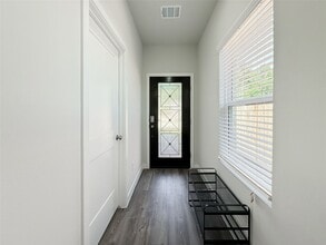 Building Photo - 164 Valiant Ridge Trail