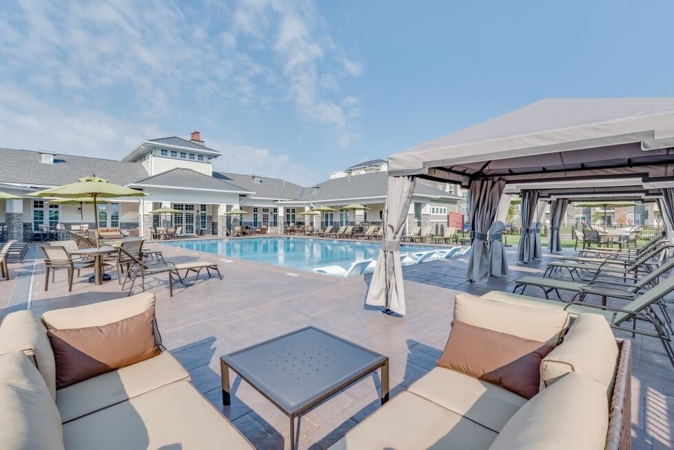 Waterstone at Hamburg Apartments at 2785 Polo Club Blvd Lexington, KY